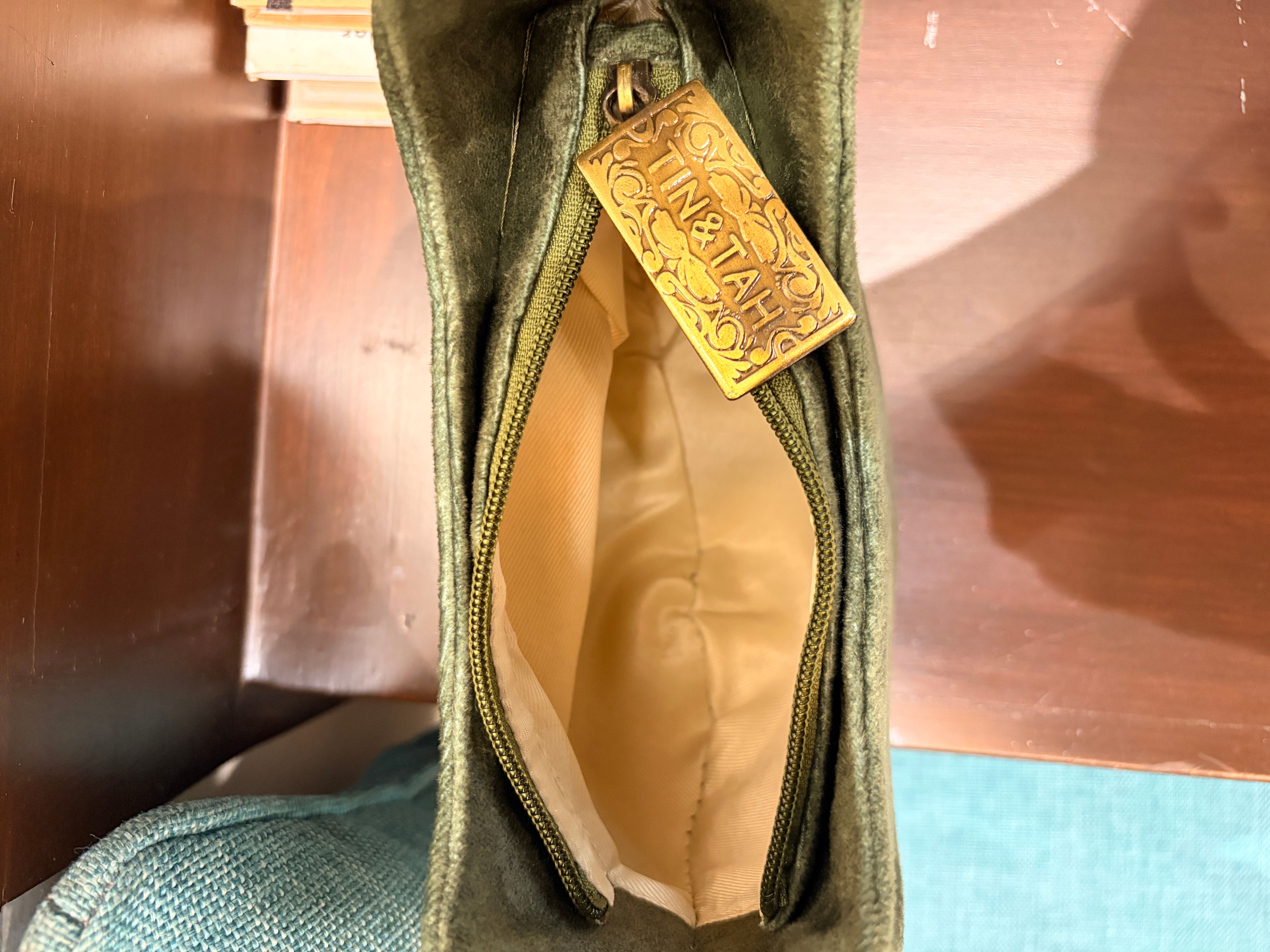 Soldiers Handbag (Green) - image 3